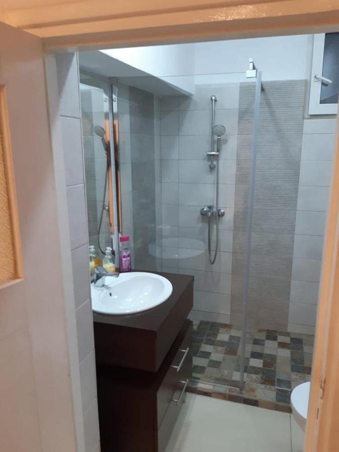 Modern Apartament Central Old Town Braşov Esterno foto